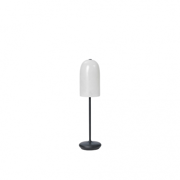Gry Portable Bordslampa Black/Translucent i gruppen Belysning / Inomhus / Uppladdningsbara lampor hos Vxj Elektriska (FERM-1104268268)
