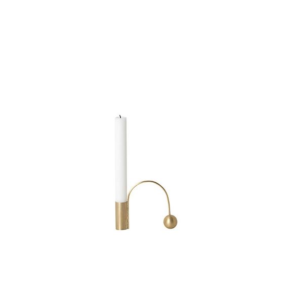 Balance Candle Holder Brass i gruppen Inredning / Inredningsdetaljer / Ljushllare & Ljus hos Vxj Elektriska (FERM-5735)