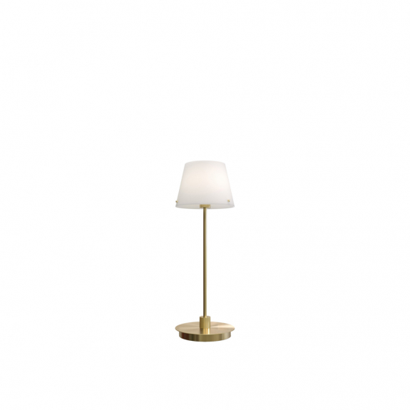 Gil il Grande Bordslampa Mässing/Opalglas i gruppen Belysning / Inomhus / Bordslampor hos Växjö Elektriska (HB13062490105)