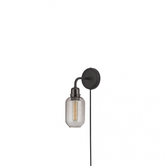 Amp Vägglampa Smoke/Black i gruppen Belysning / Inomhus / Vägglampor hos Växjö Elektriska (NORM-502230)