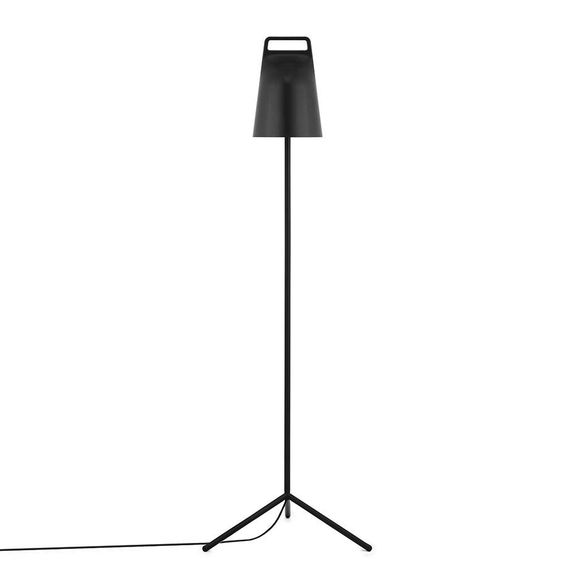 Stage Golvlampa Black i gruppen Belysning / Inomhus / Golvlampor hos Vxj Elektriska (NORM-505076)