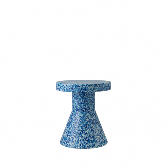 Bit Stool Cone Blue i gruppen Inredning / Inredningsdetaljer / Sidobord & Soffbord hos Vxj Elektriska (NORM-605701)