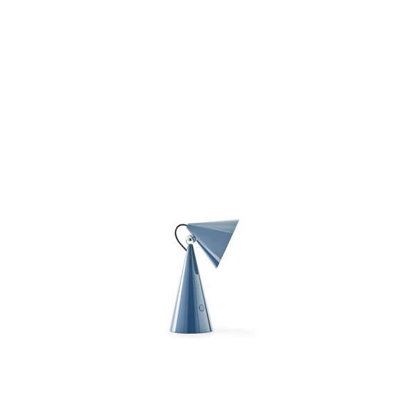 Pose Portable LED Bordslampa Baby Blue i gruppen Belysning / Inomhus / Uppladdningsbara lampor hos Växjö Elektriska (POPO01BEUN)