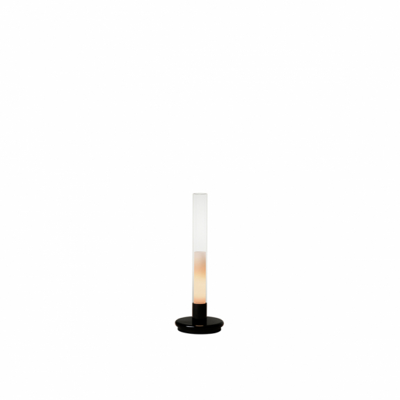 Sylvestrina Bordslampa Glossy Black i gruppen Belysning / Inomhus / Uppladdningsbara lampor hos Växjö Elektriska (SYLTA01)
