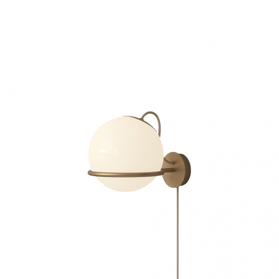 Model 238/1 SW Vägglampa Opal Glass/Champange i gruppen Belysning / Inomhus / Vägglampor hos Växjö Elektriska (T08-W2S-M1D0)