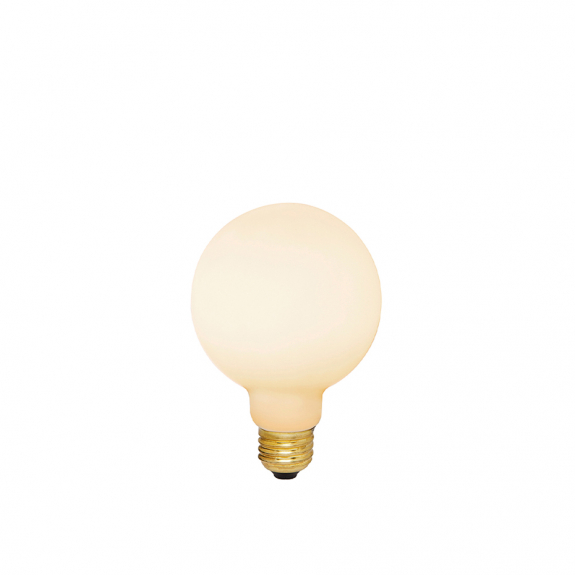 Porcelain II LED Bulb 6W (=45W) 2700K E27 Matte Porcelain i gruppen Belysning / Ljuskllor / LED hos Vxj Elektriska (TALA-150182)