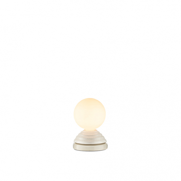 Wake Sleep Light Bordslampa Pebble White + G150 LED Bulb i gruppen Belysning / Inomhus / Bordslampor hos Växjö Elektriska (TALA-296555)
