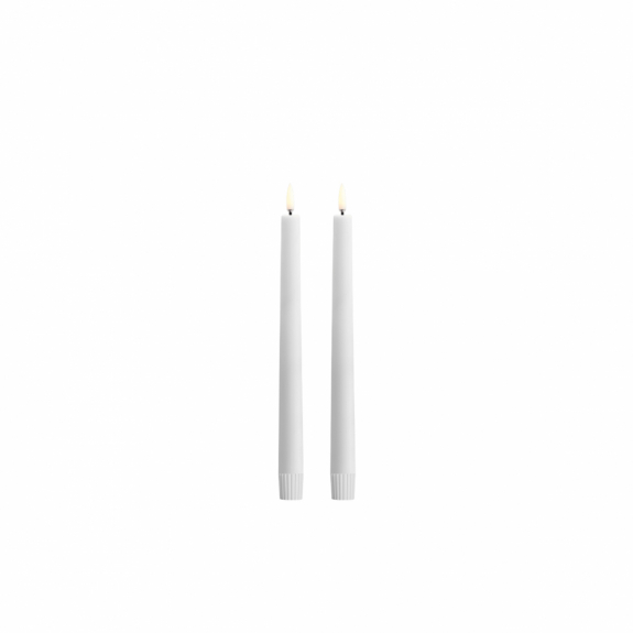 Uyuni Taper LED Candle 25cm Nordic White Smooth 2-Pack i gruppen Inredning / Inredningsdetaljer / Ljushållare & Ljus hos Växjö Elektriska (UL-TA-NW2325-2)