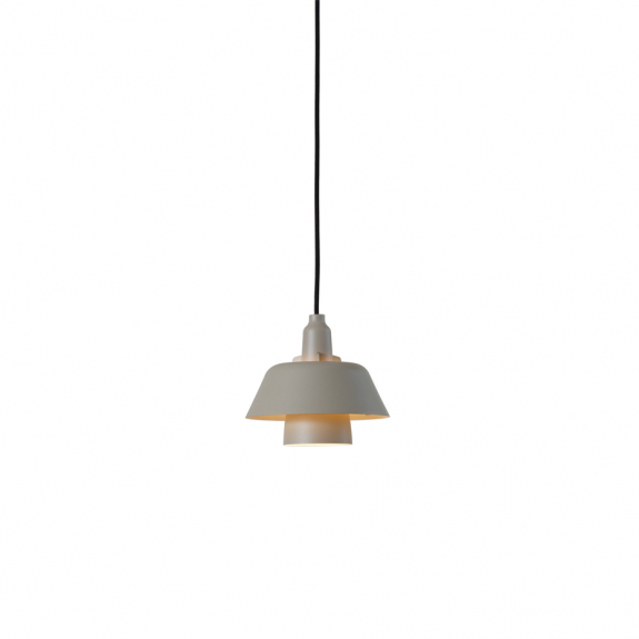 P2210 Pendel 22cm Greige i gruppen Belysning / Inomhus / Taklampor hos Växjö Elektriska (ZLA-656-2210-2-1)