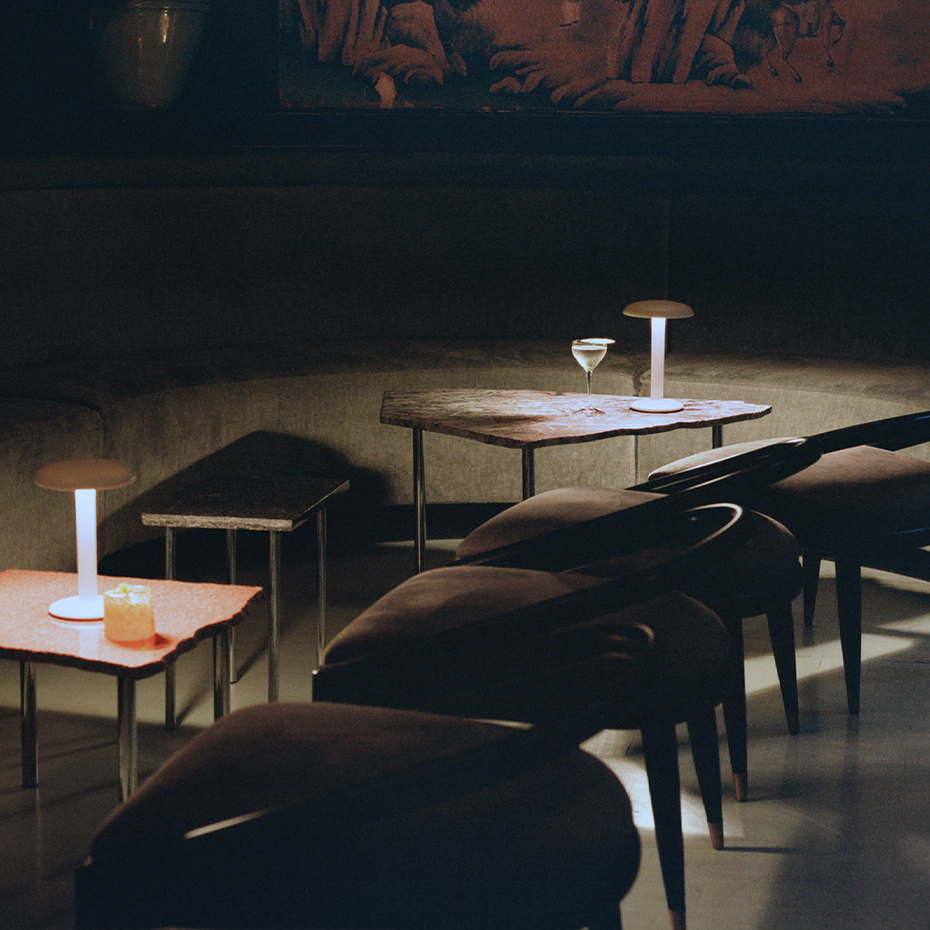 Gustave Residential Bordslampa Raw Aluminum