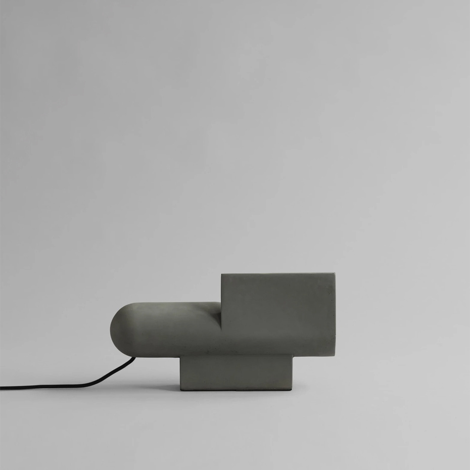 Brutalist Bordslampa Concrete Grey