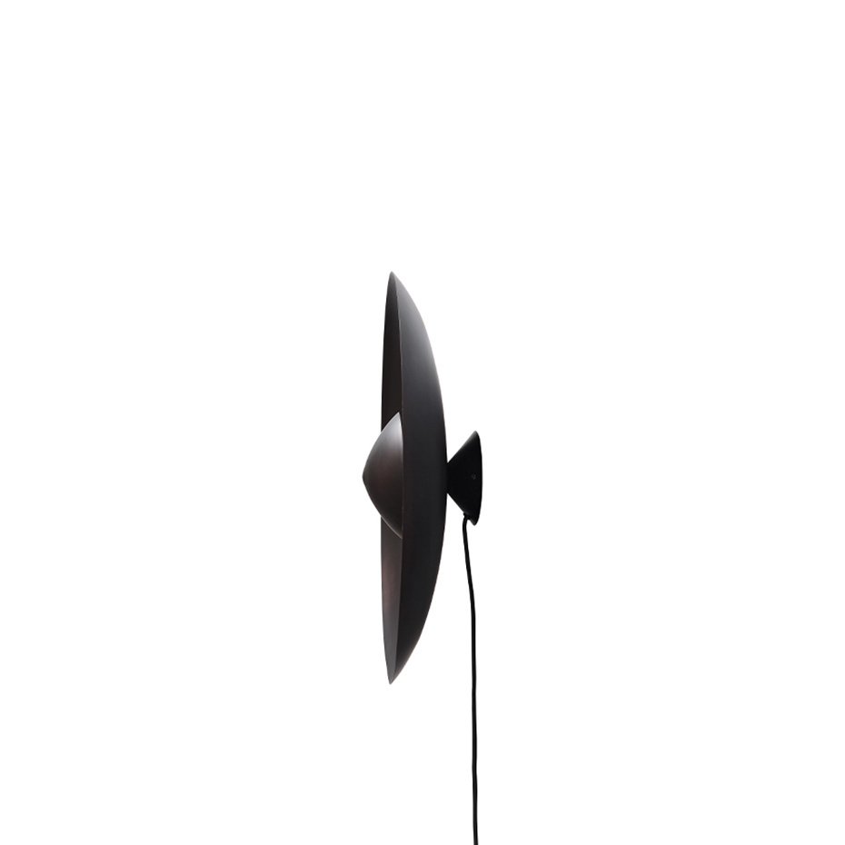 Dusk Vägglampa Burned Black