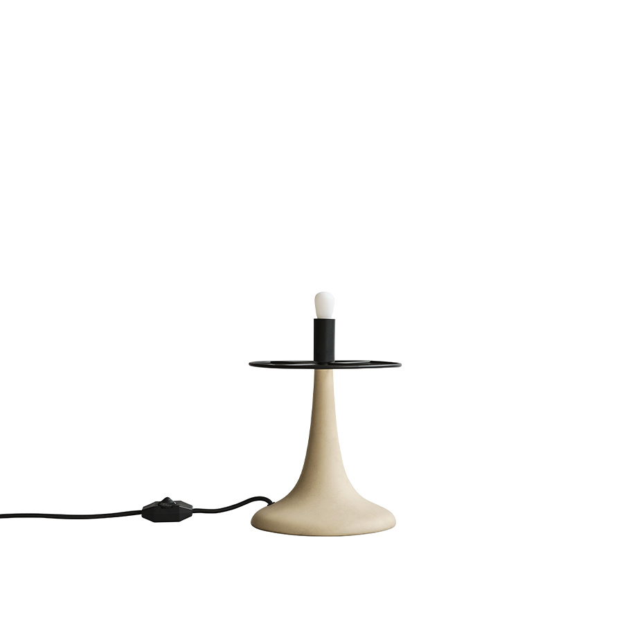 Fungus Bordslampa Sand