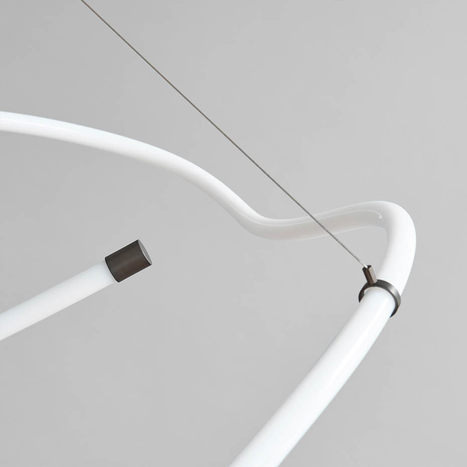 Ghost Ljuskrona Big Neon