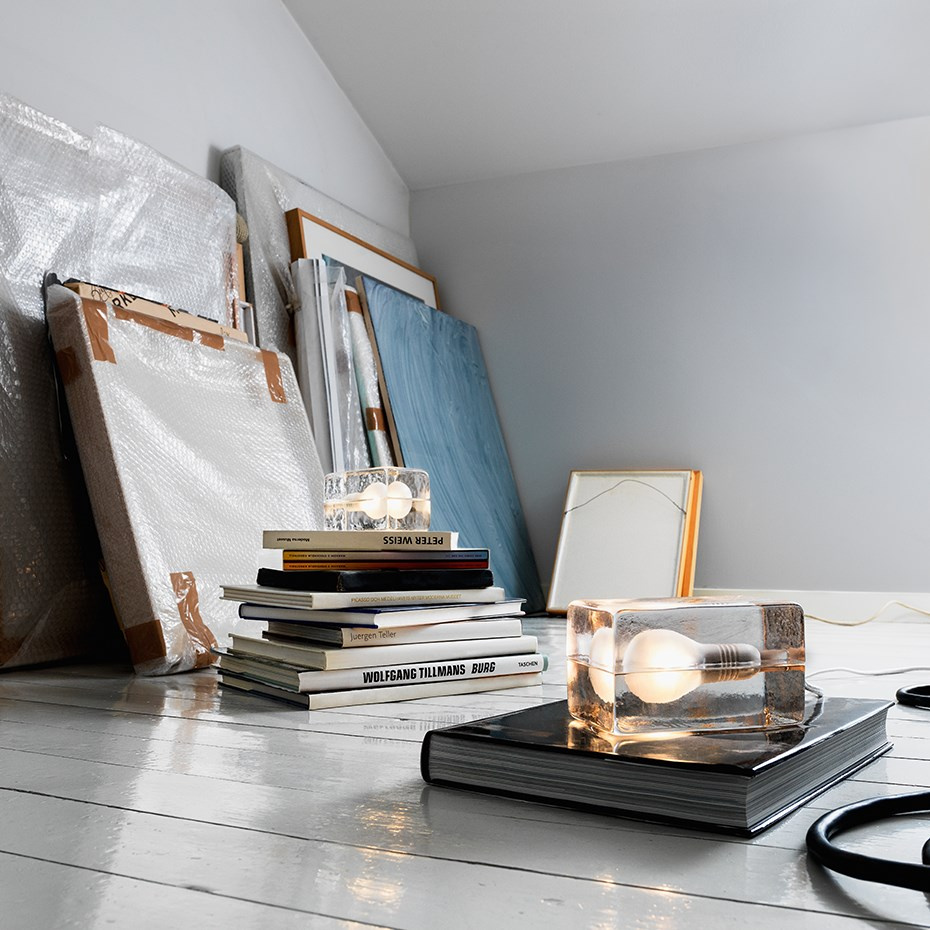 Block Lamp Mini Bordslampa Svart