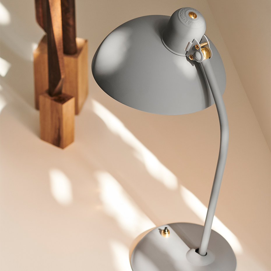Kaiser Idell 6556 Bordslampa Easy Grey
