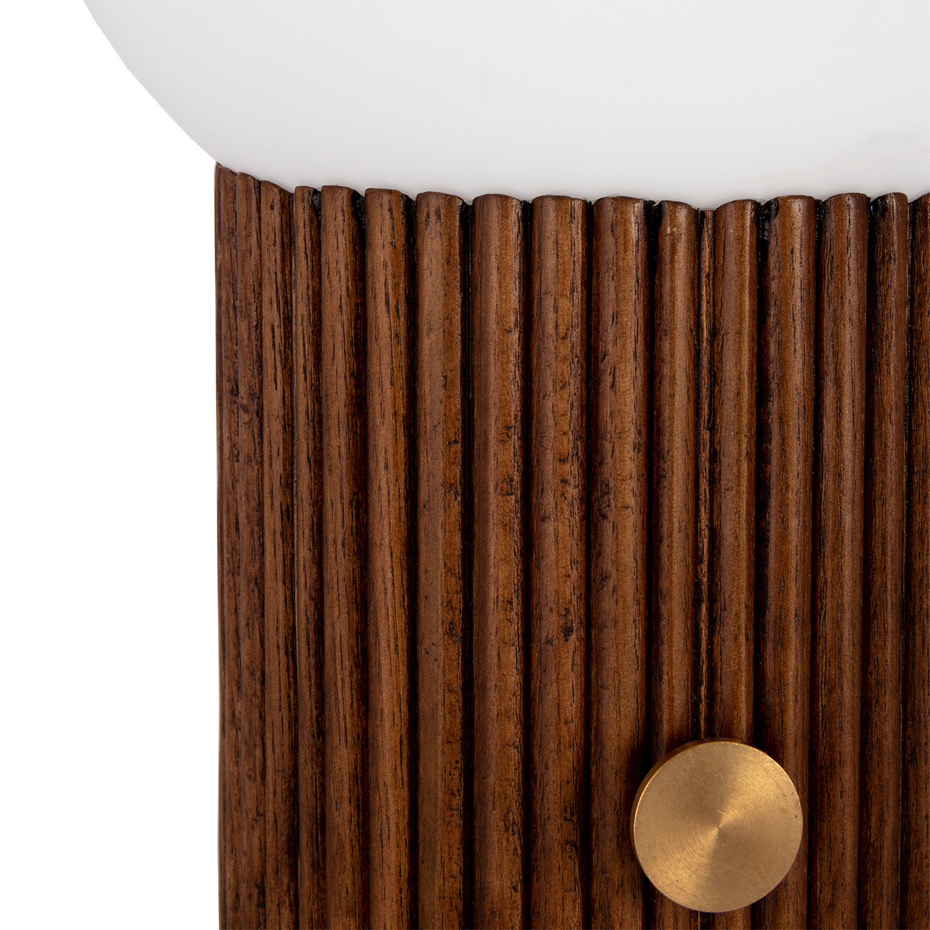 Hubble 22 Bordslampa Valnöt