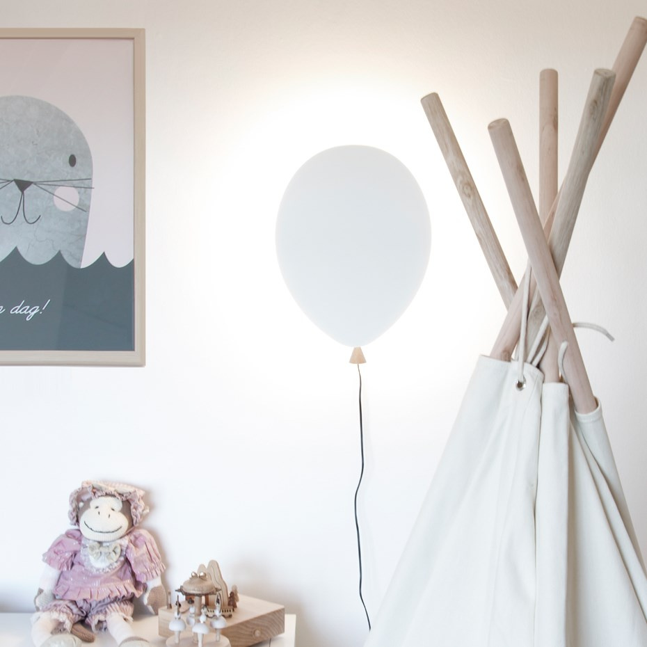 Balloon Vägglampa Vit
