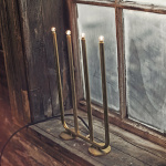 December Ljusstake 4 Rå Mässing December Ljusstake 4 Rå Mässing