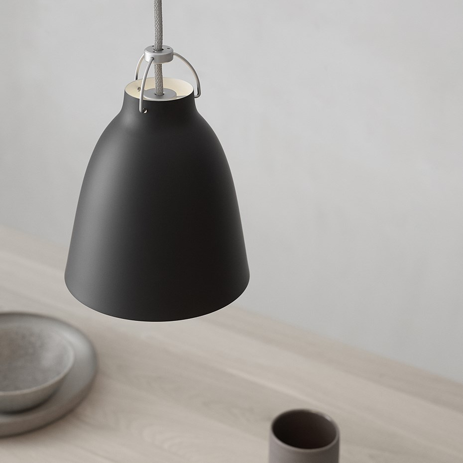 Caravaggio P1 Pendel Matt Black