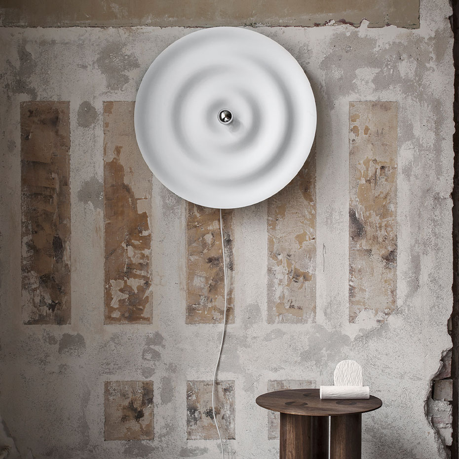 Alma W171 W Vägglampa Raw Aluminium