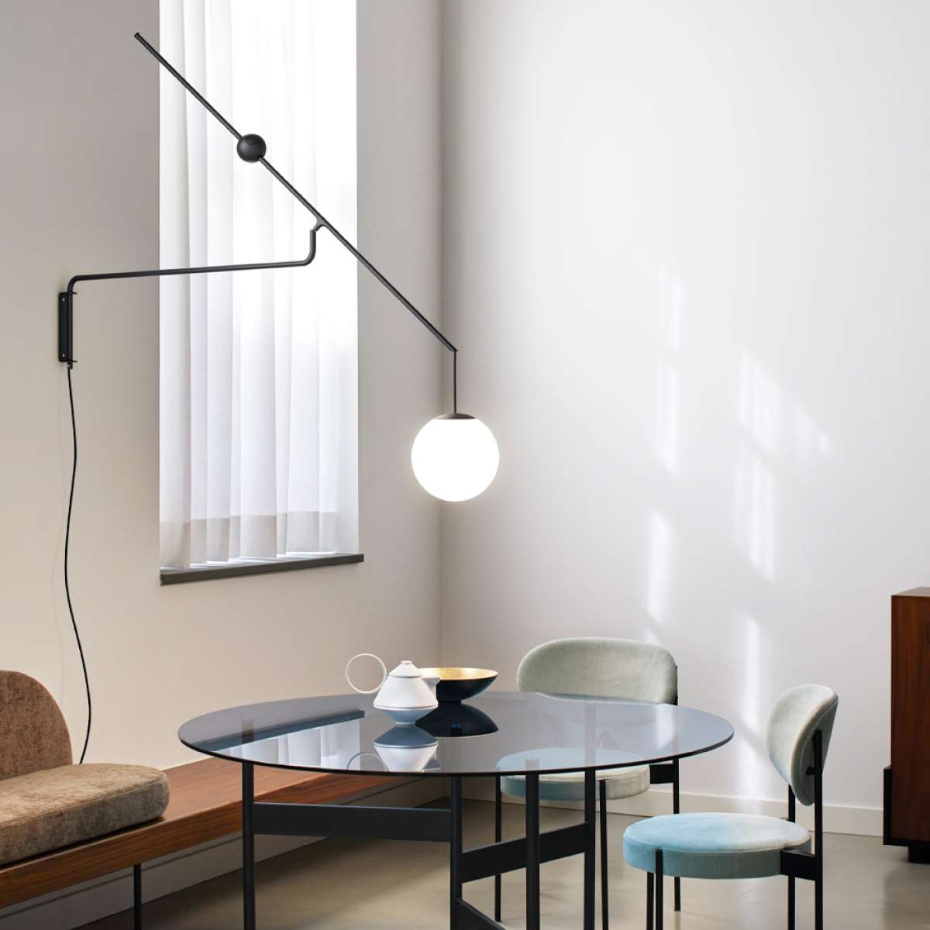 Malamata B01A22 Vägglampa Opal Glass/Matt Black