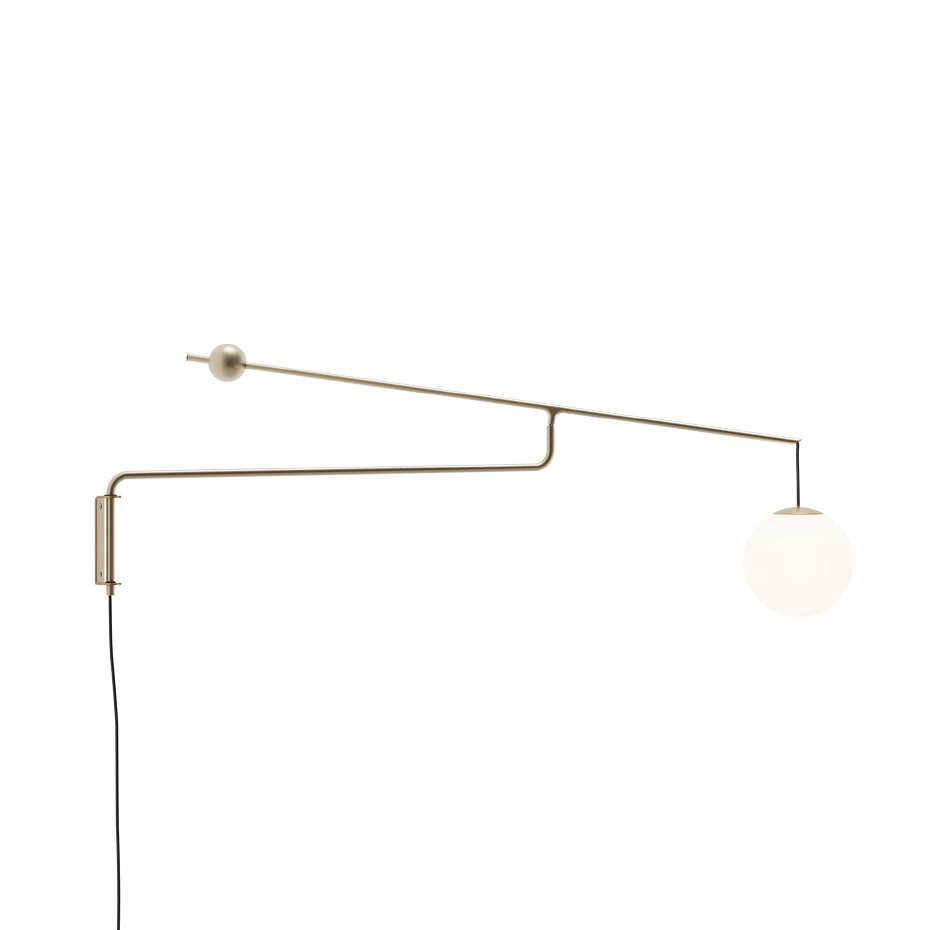 Luceplan Malamata B01A22 Vägglampa Opal Glass/Brushed Brass
