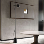 Luceplan Counterbalance D73T Golvlampa Black Luceplan Counterbalance D73T Golvlampa Black