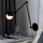 Contina Vägglampa Svart/Opalglas Contina Vägglampa Svart/Opalglas