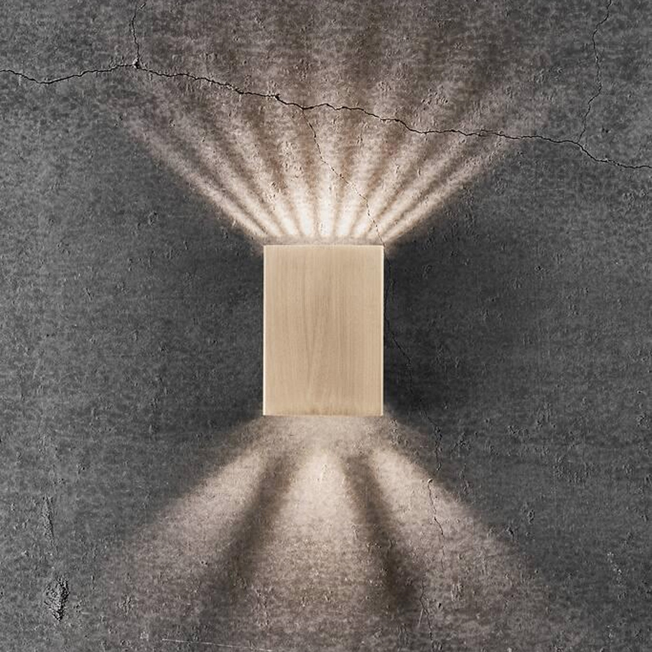 Fold 10 Vägglampa LED Mässing