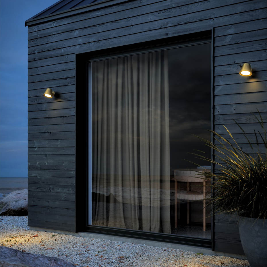 Aleria Vägglampa Mässing