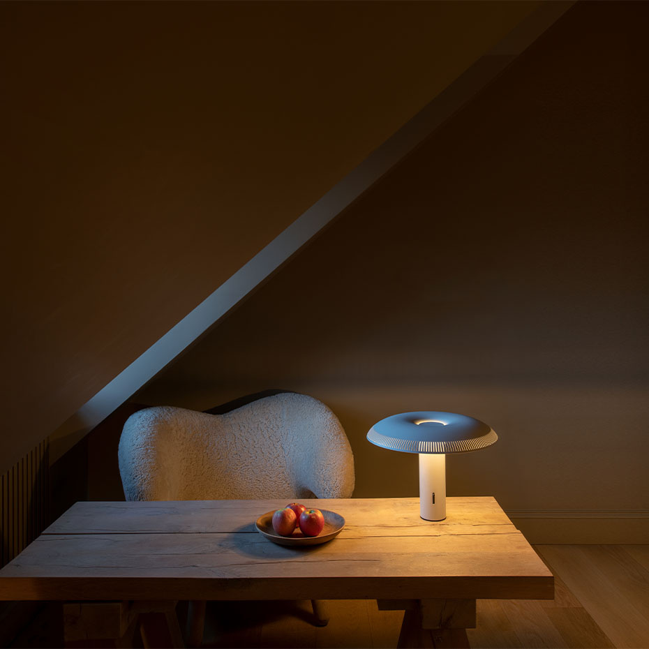 Ilumina w203 t1 Bordslampa White