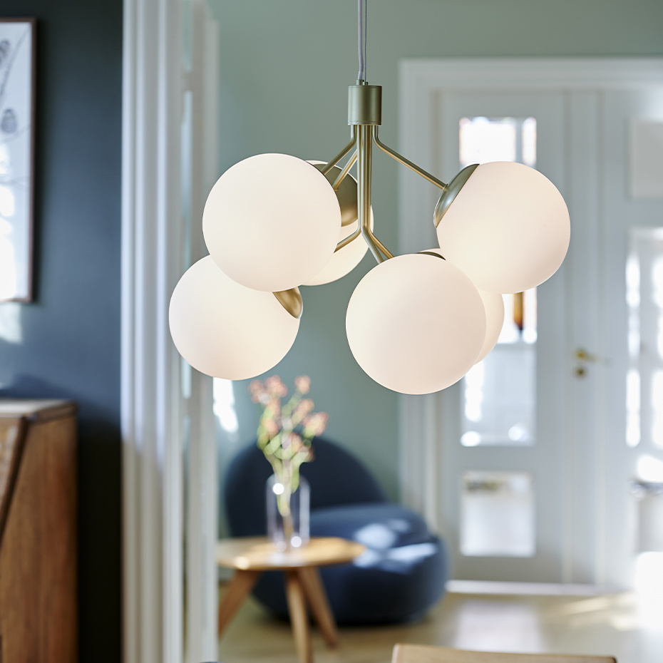 Ivona 6 Pendel Mässing/Opalglas