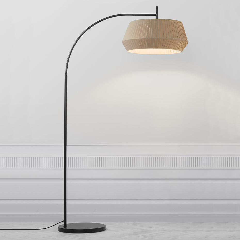 Dicte Golvlampa Svart/Beige