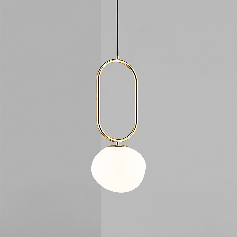 Shapes 27 Pendel Mässing/Opalglas