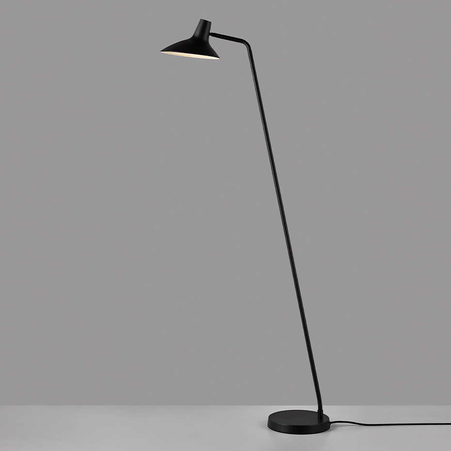 Darci Golvlampa Svart