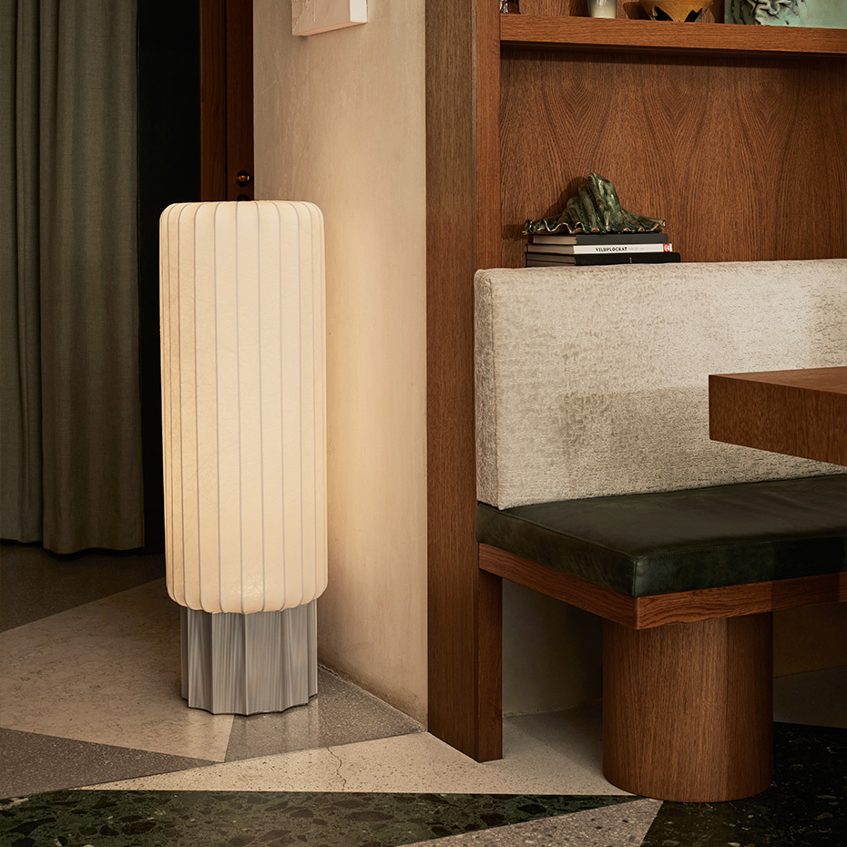 One Meter Golvlampa Cocoon/Aluminium