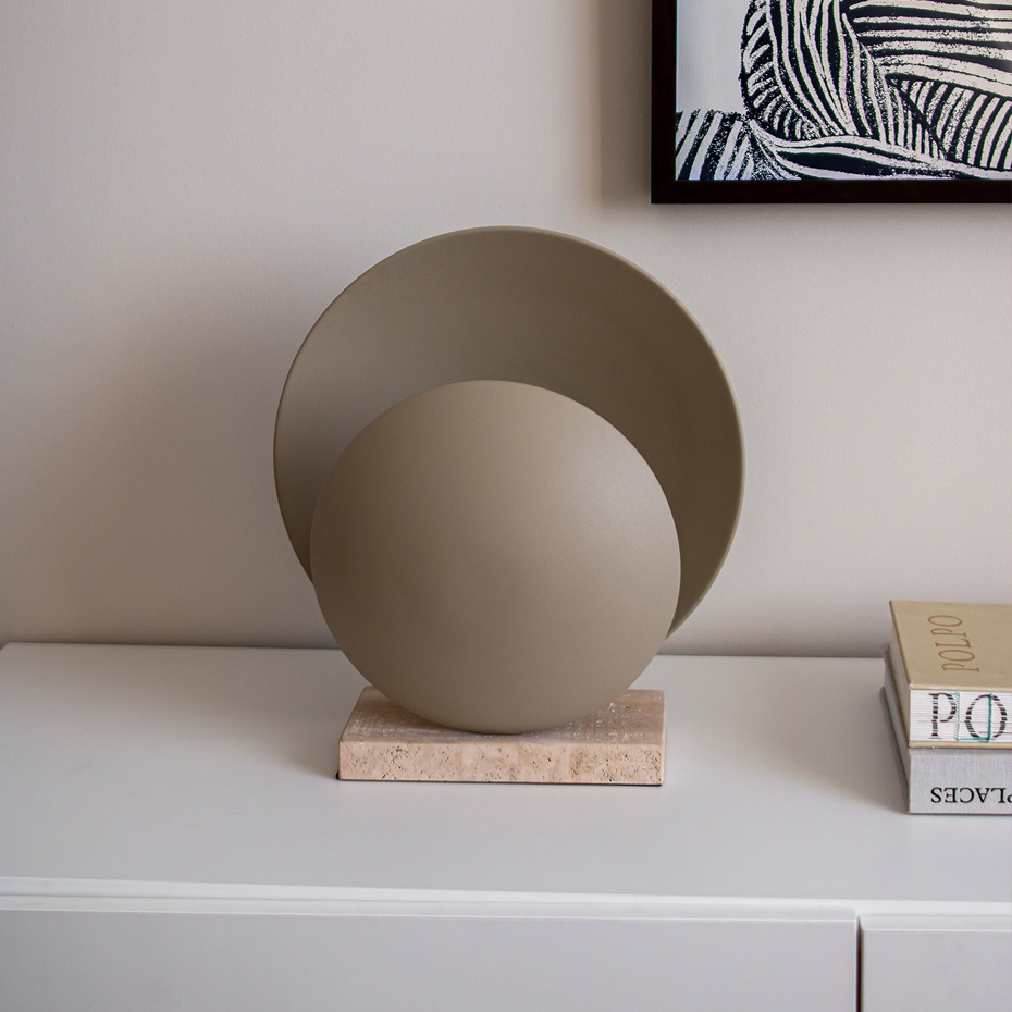 Orbit Bordslampa Beige/Travertin