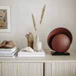 Orbit Bordslampa Maroon Orbit Bordslampa Maroon