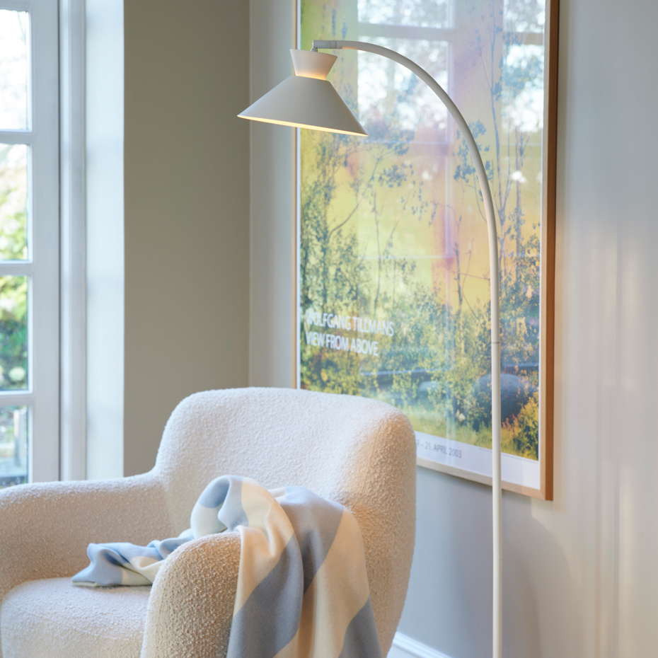 Dial Golvlampa Svart