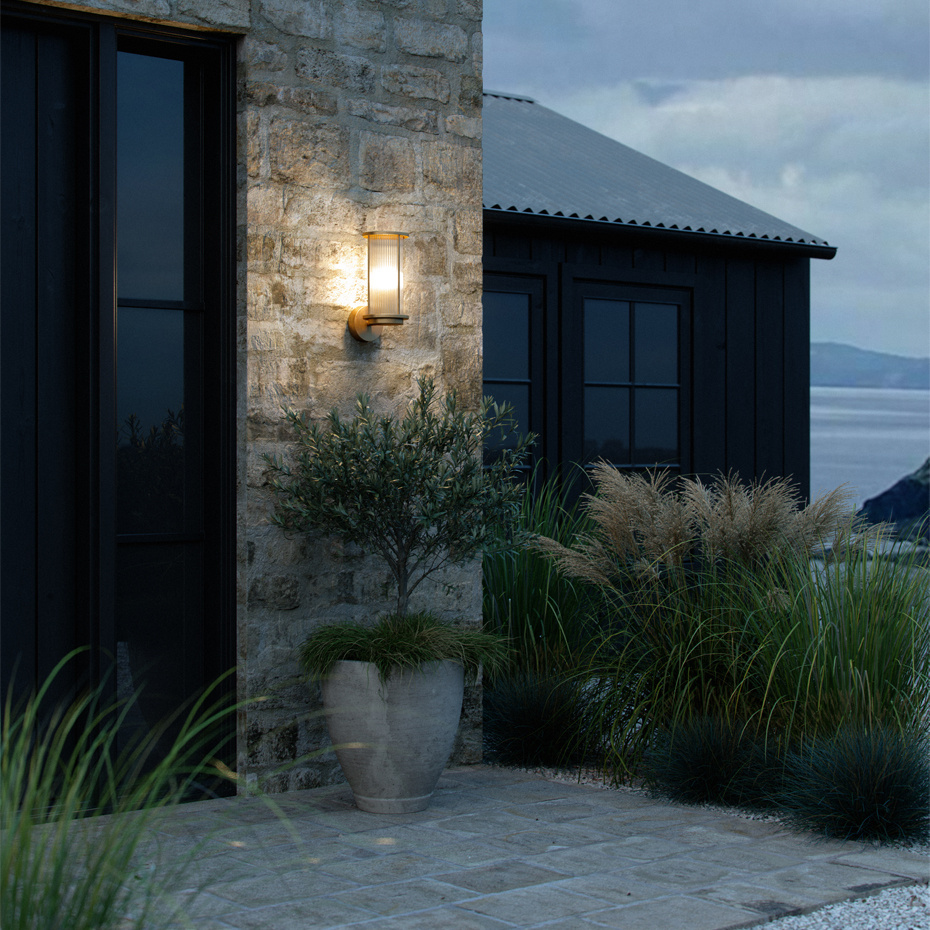 Linton Vägglampa Mässing