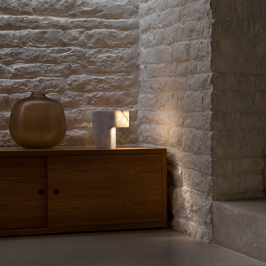 Pawson w223 Bordslampa Marble