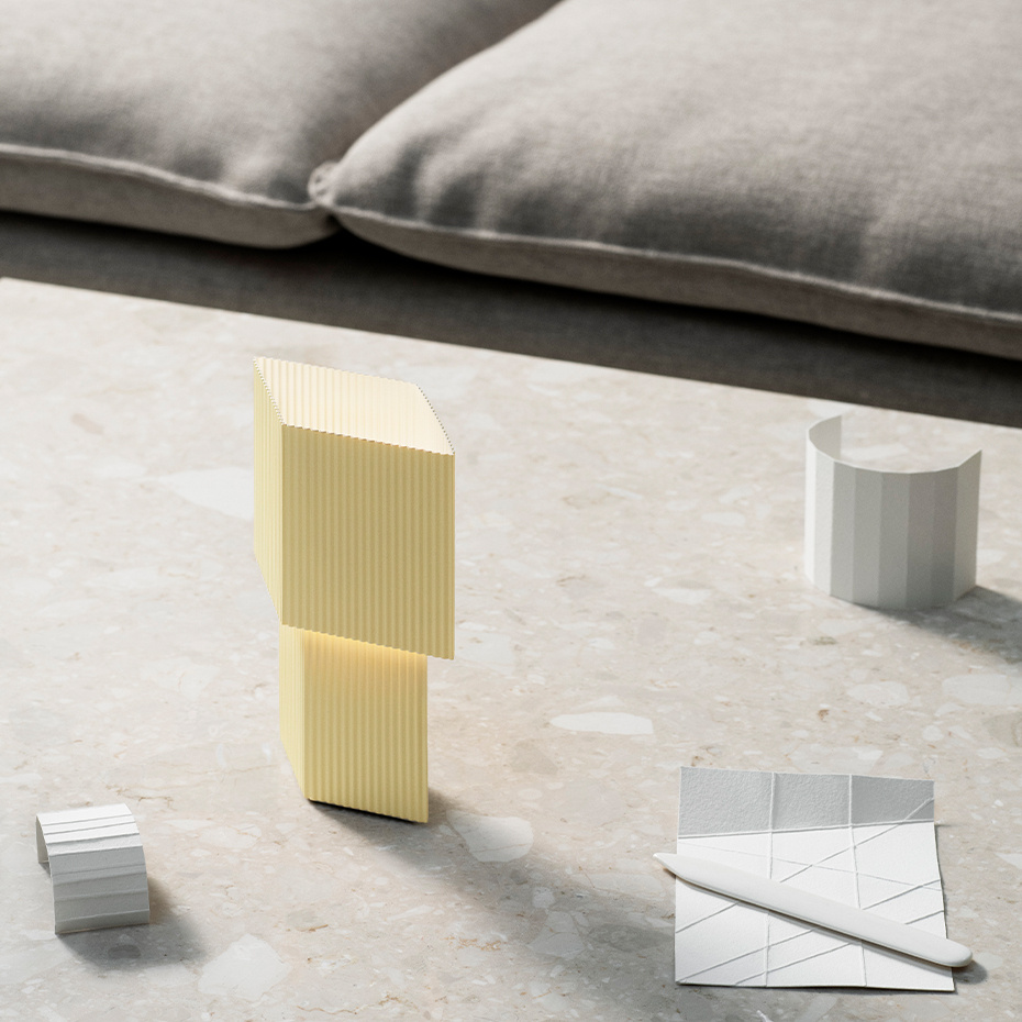 Romb Mini Portable Bordslampa Vanilla