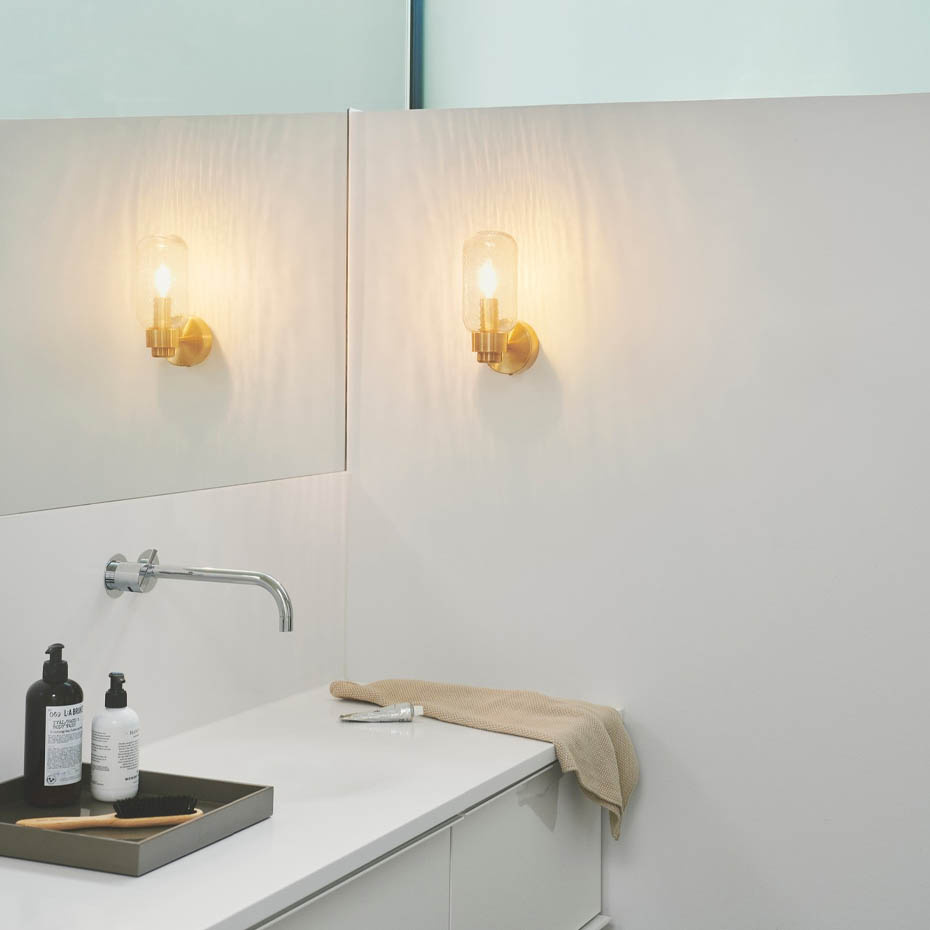 Tutan Vägglampa Mässing IP44