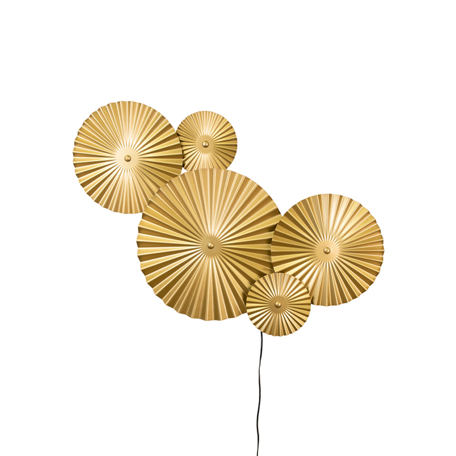 Omega Vägglampa Mässing