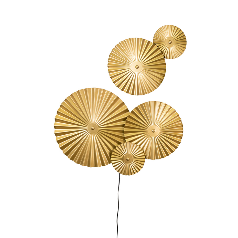 Omega Vägglampa Mässing