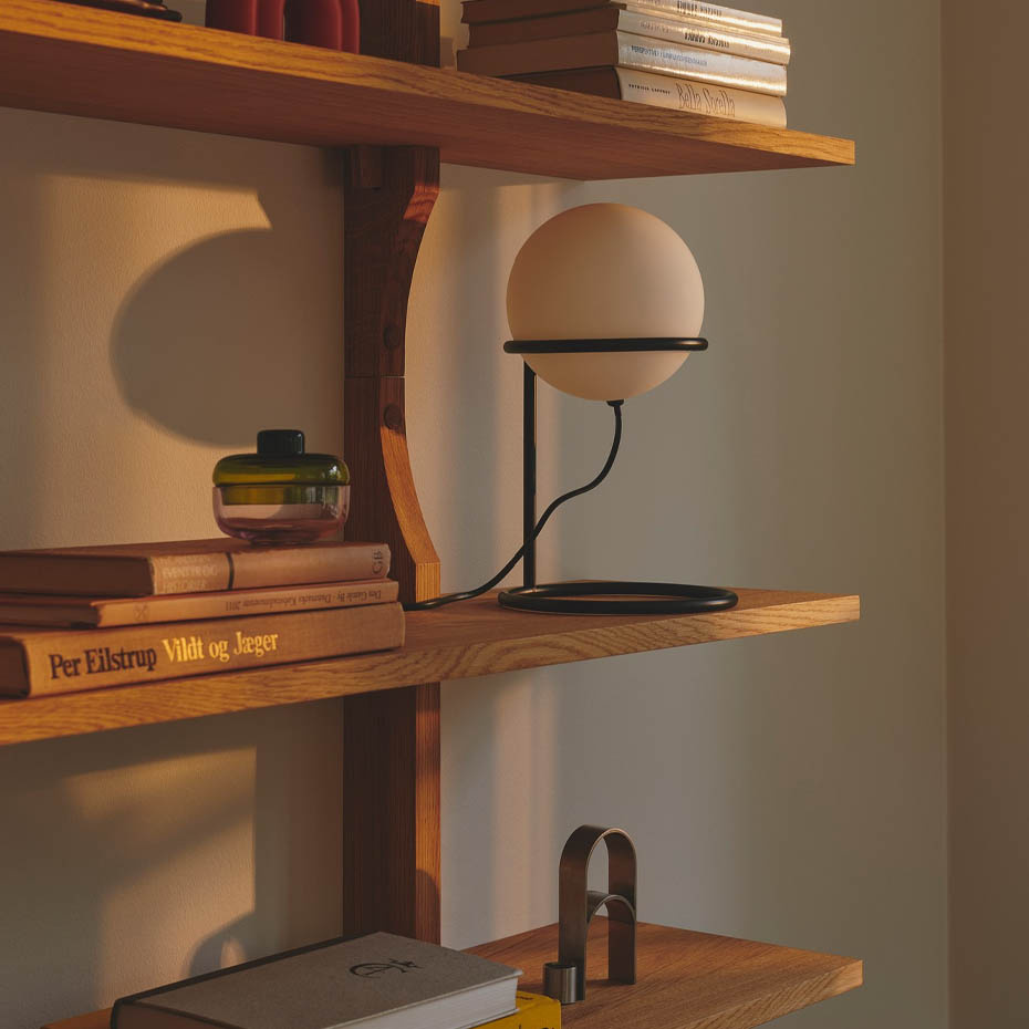 Wilson Bordslampa Svart/Opalglas