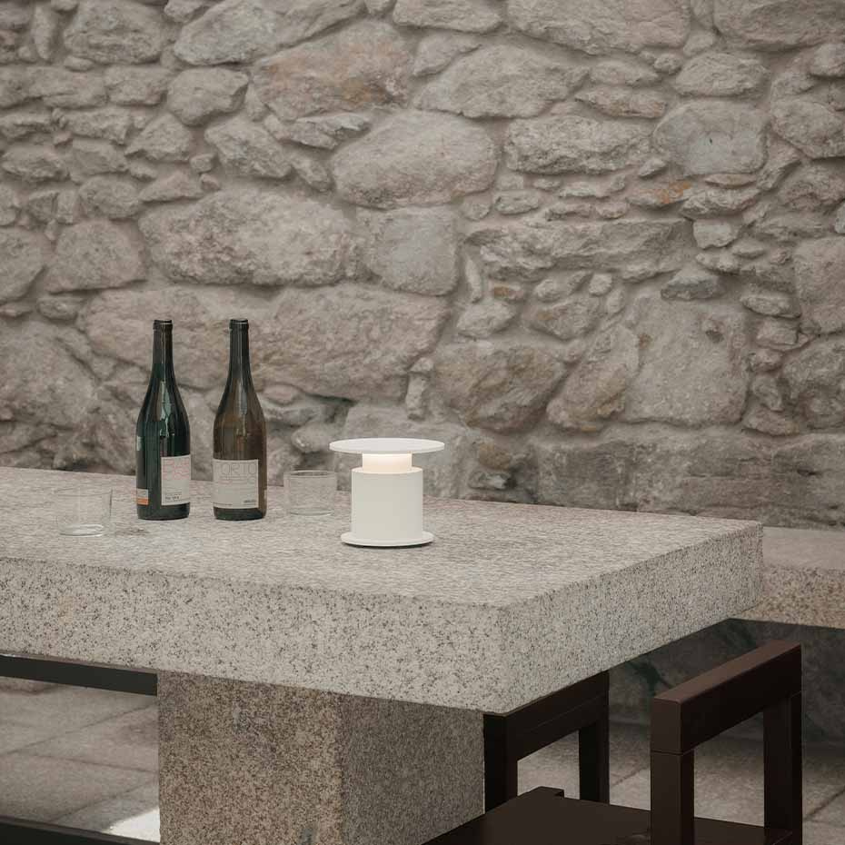 Faro w241 Portable Bordslampa Black Grey