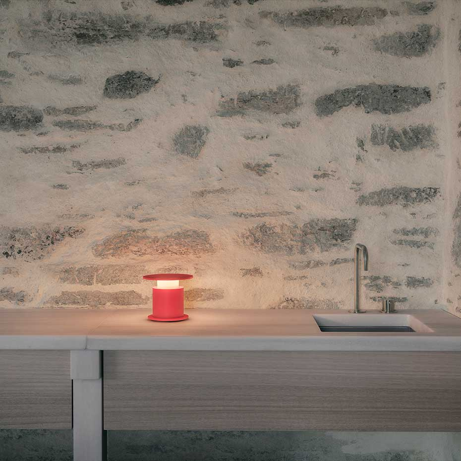 Faro w241 Portable Bordslampa Raw Tumbled