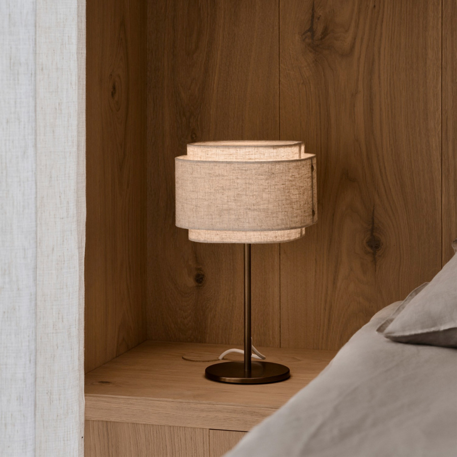 Takai Bordslampa Beige